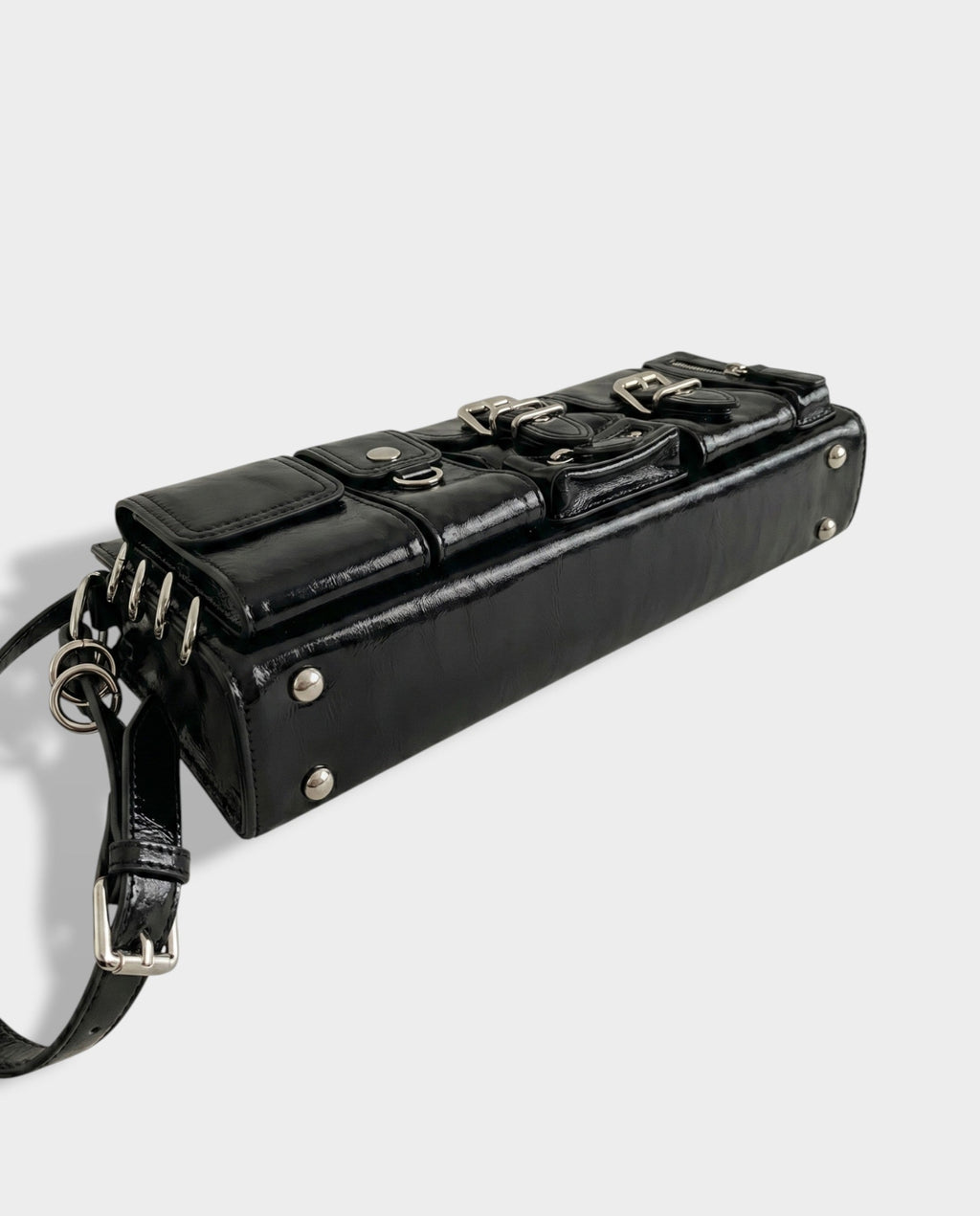 HAZY Buckle & Zip Multi-Pocket Shoulder Bag