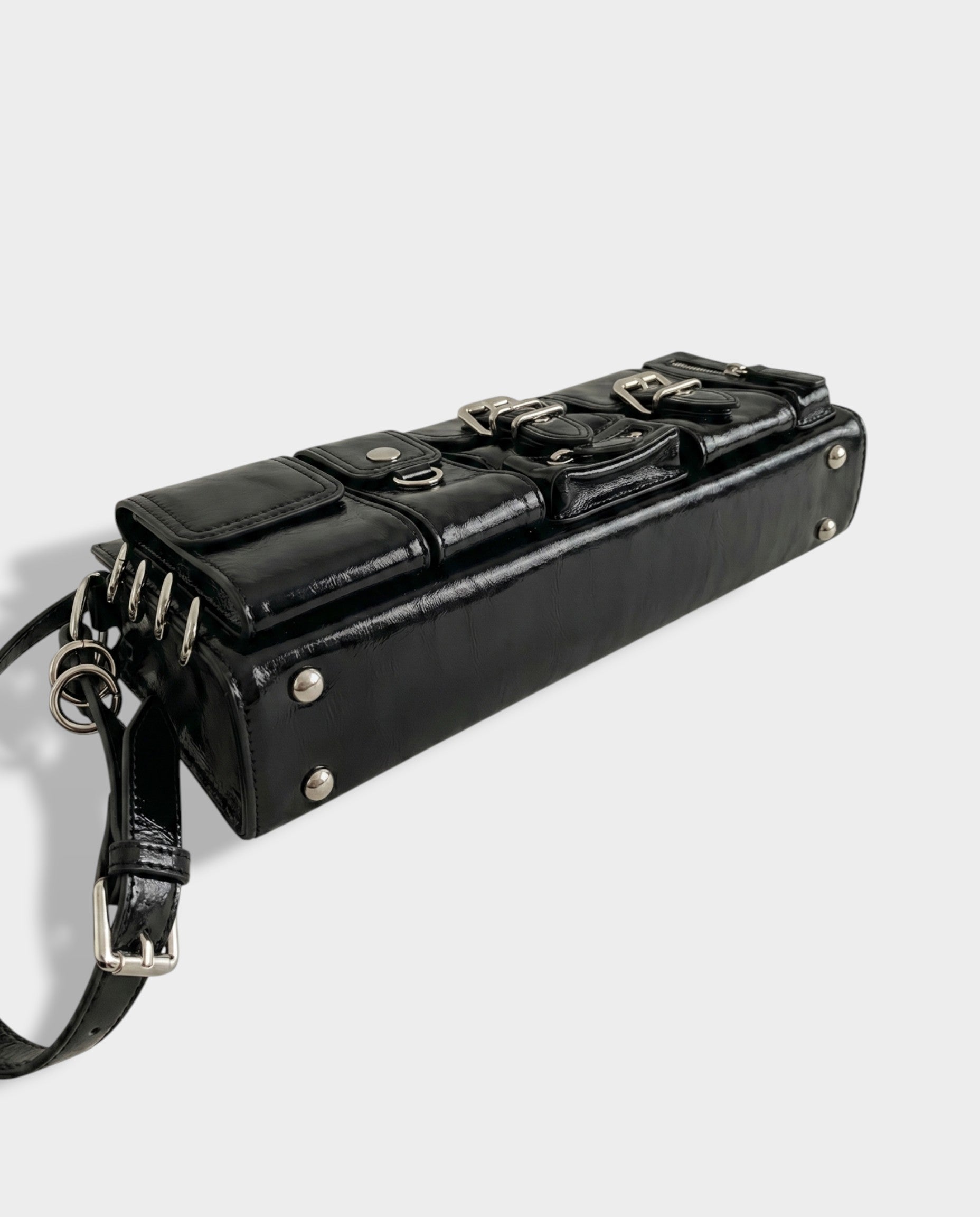 HAZY Buckle & Zip Multi-Pocket Shoulder Bag