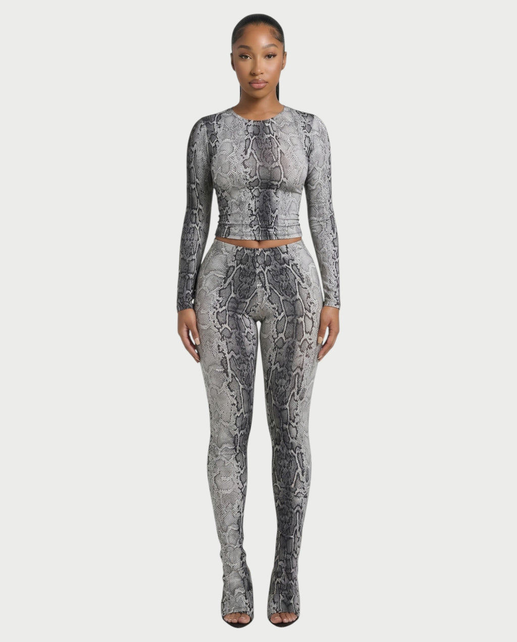 SURIVA Snakeskin Long Sleeve Top & Flared Legging Set