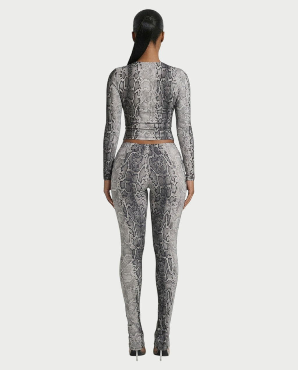 SURIVA Snakeskin Long Sleeve Top & Flared Legging Set