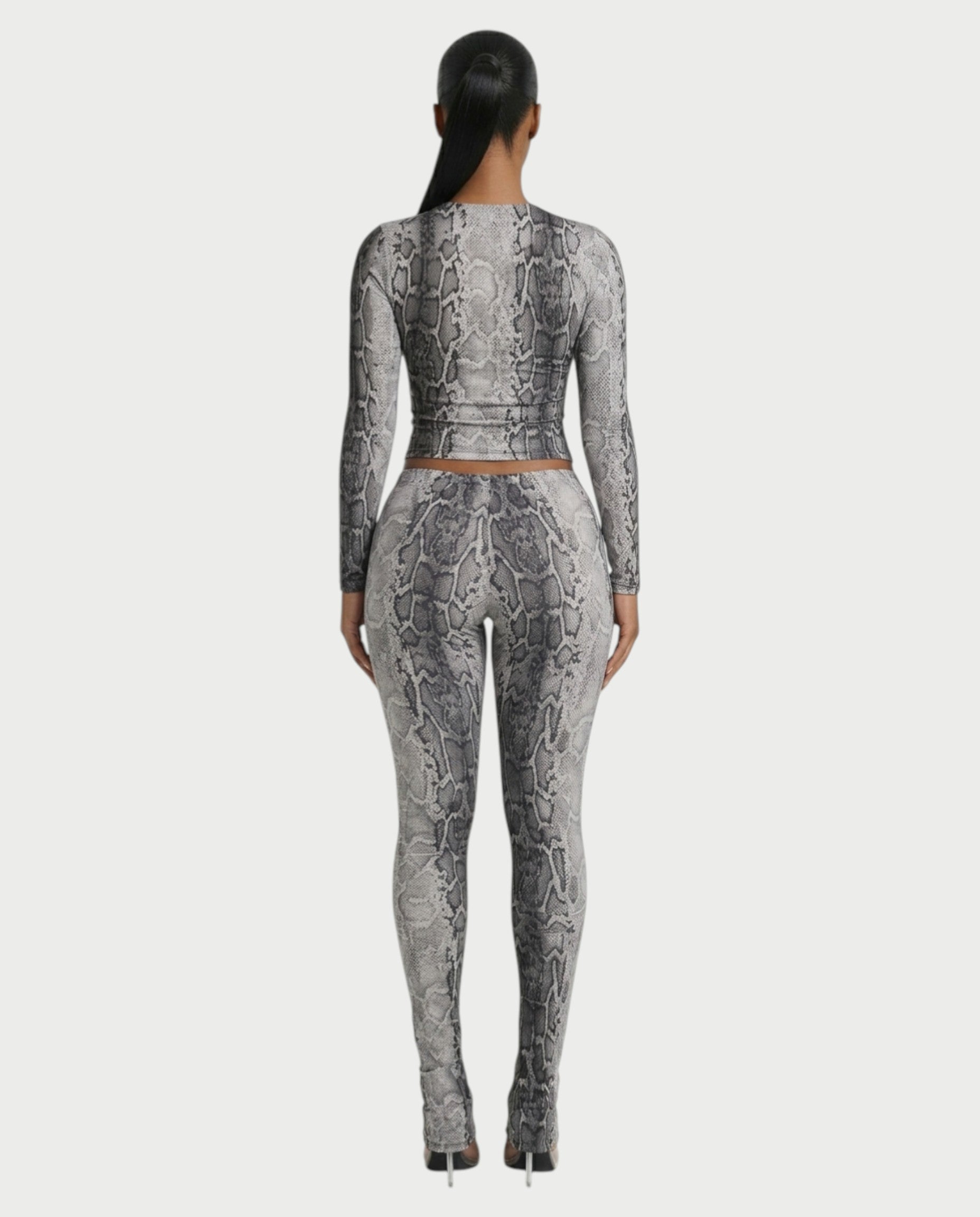 SURIVA Snakeskin Long Sleeve Top & Flared Legging Set