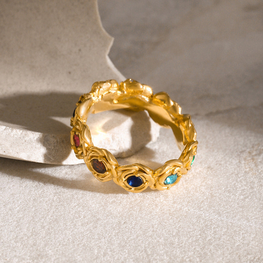 Sculpted Gemstone Gold Ring