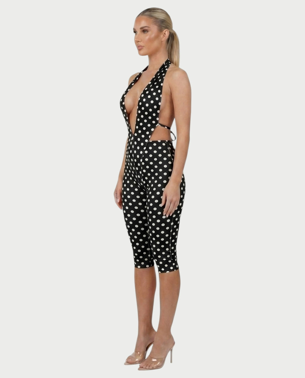 ELYNDRA Open Back Tie-Waist Polka Dot Romper