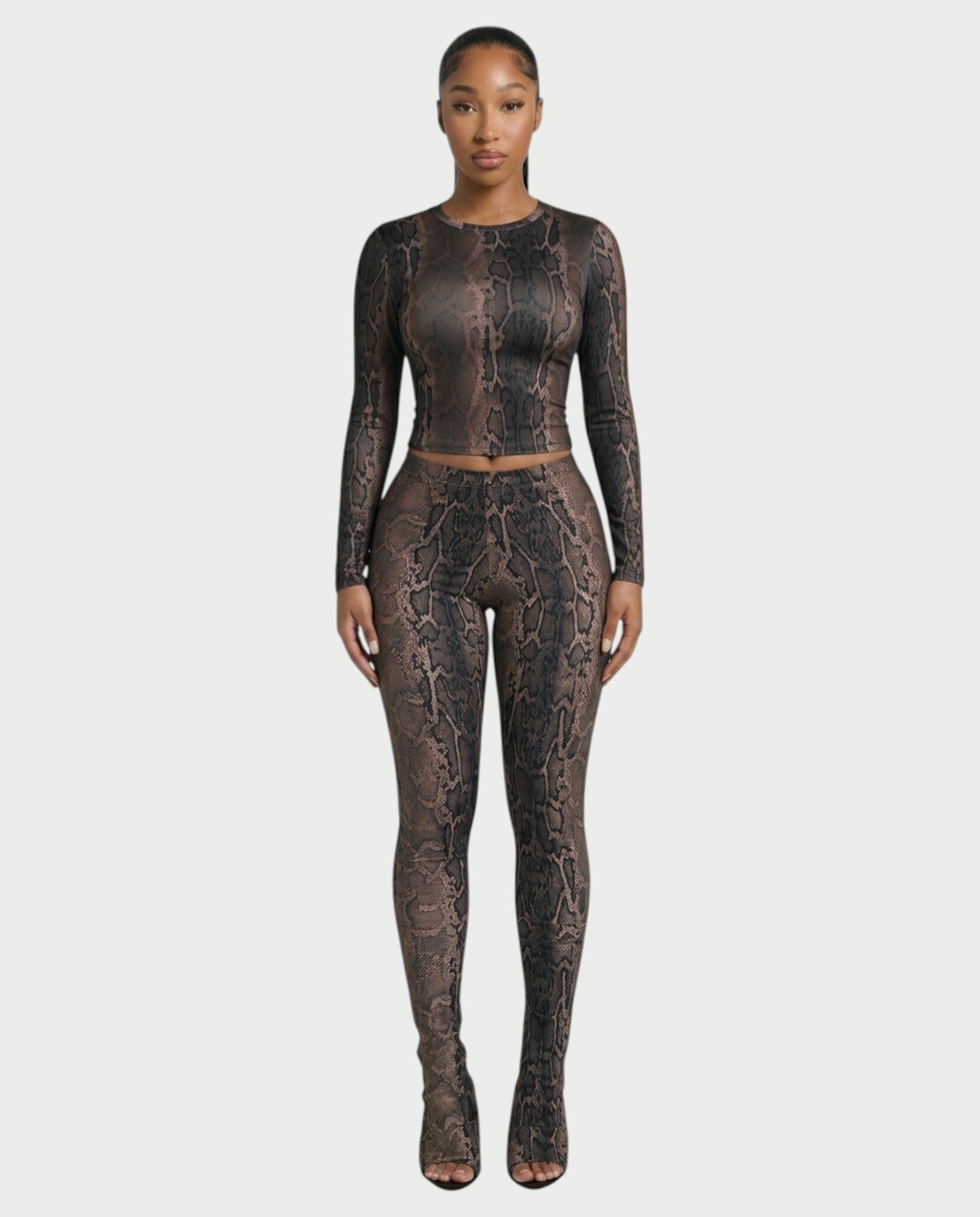 SURIVA Snakeskin Long Sleeve Top & Flared Legging Set