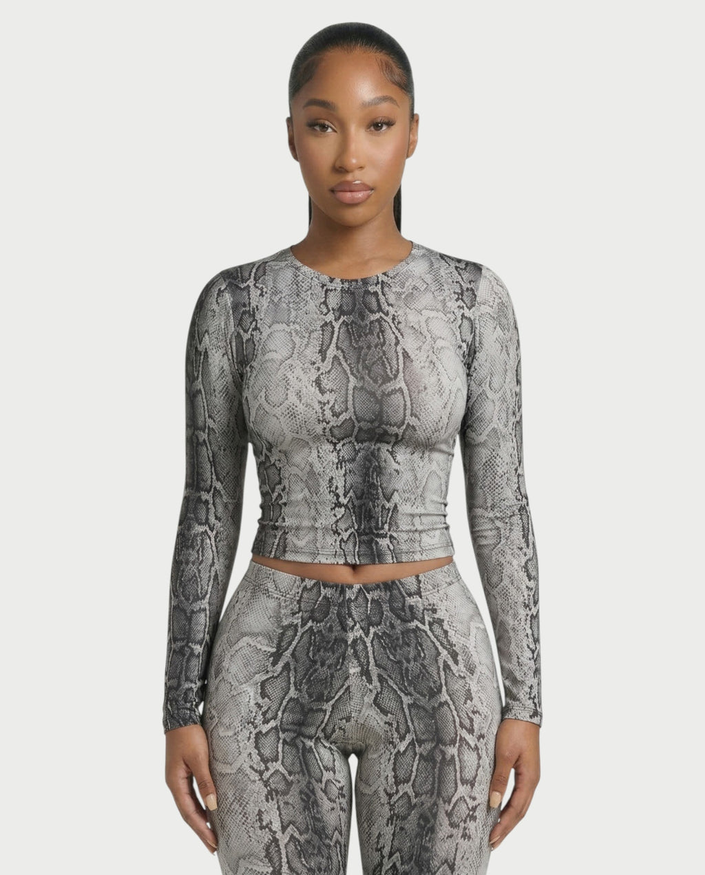 SURIVA Snakeskin Long Sleeve Top & Flared Legging Set