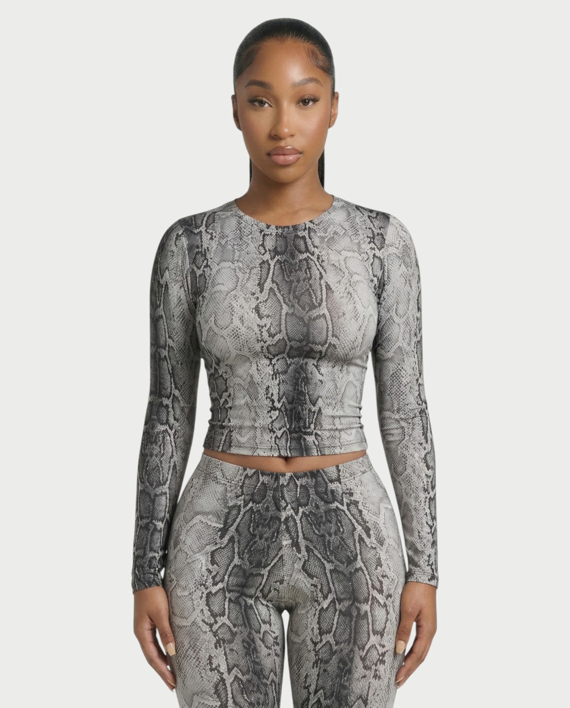 SURIVA Snakeskin Long Sleeve Top & Flared Legging Set