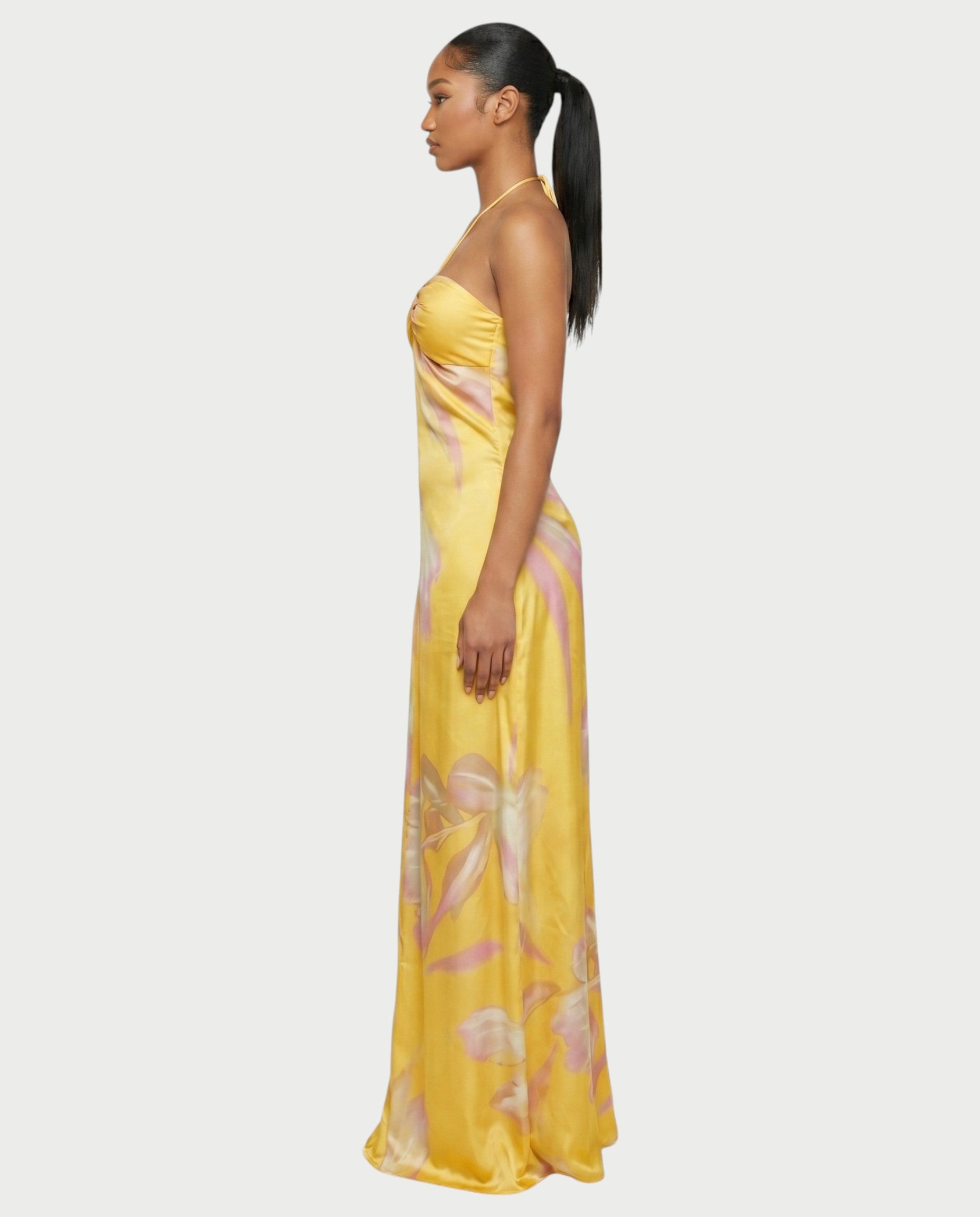 VEDA Halter Neck Sleeveles Maxi Dress
