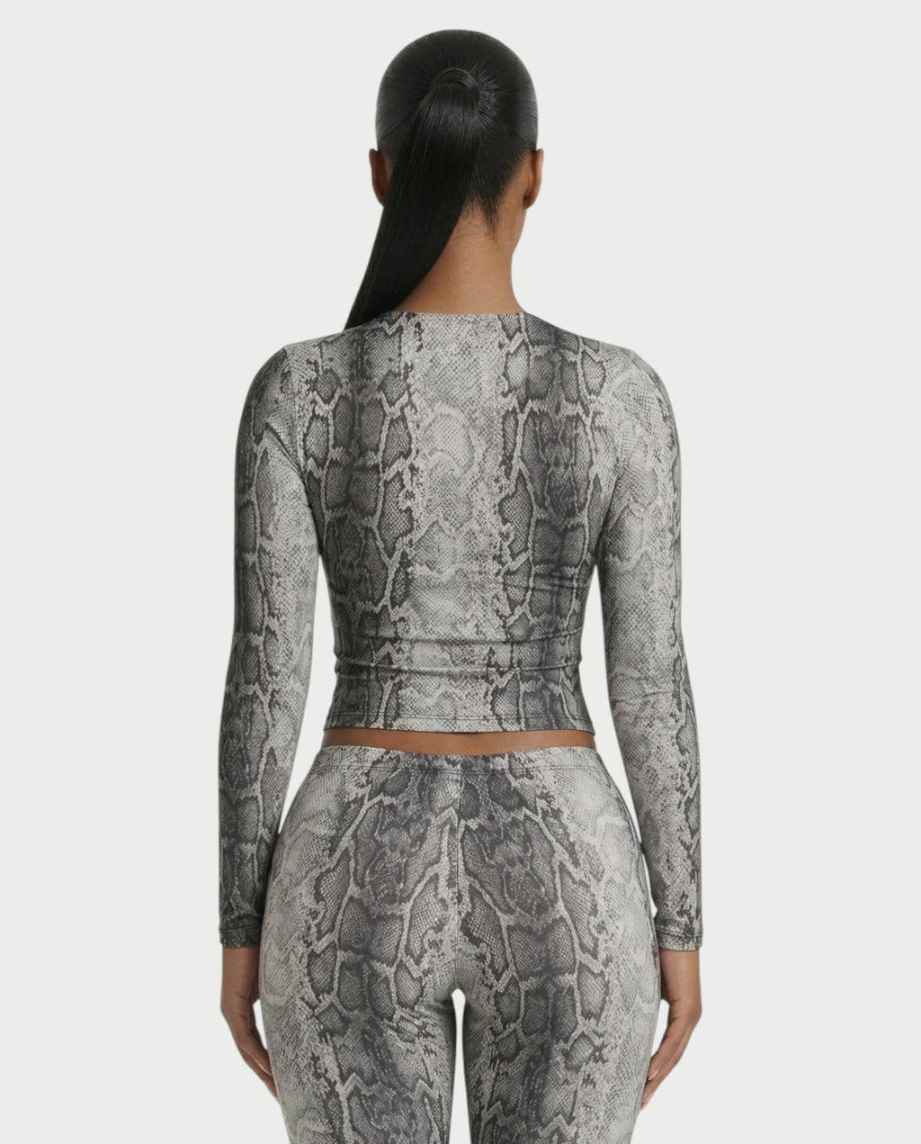 SURIVA Snakeskin Long Sleeve Top & Flared Legging Set
