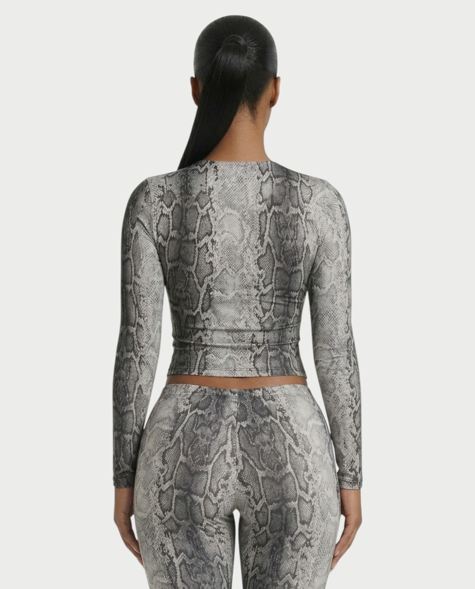 SURIVA Snakeskin Long Sleeve Top & Flared Legging Set