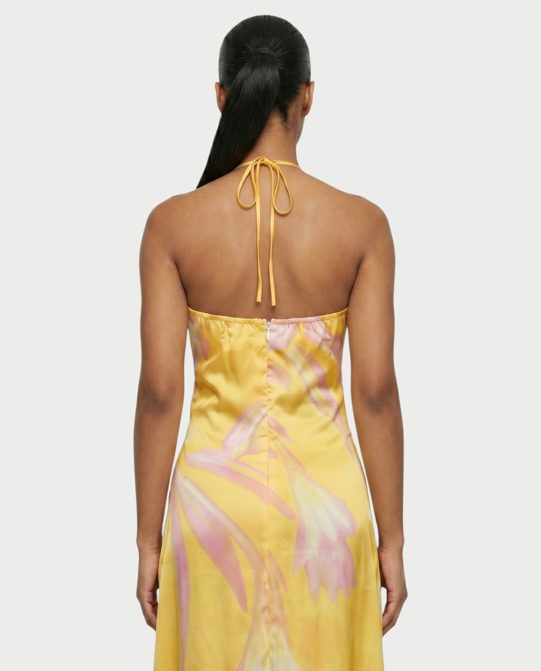 VEDA Halter Neck Sleeveles Maxi Dress