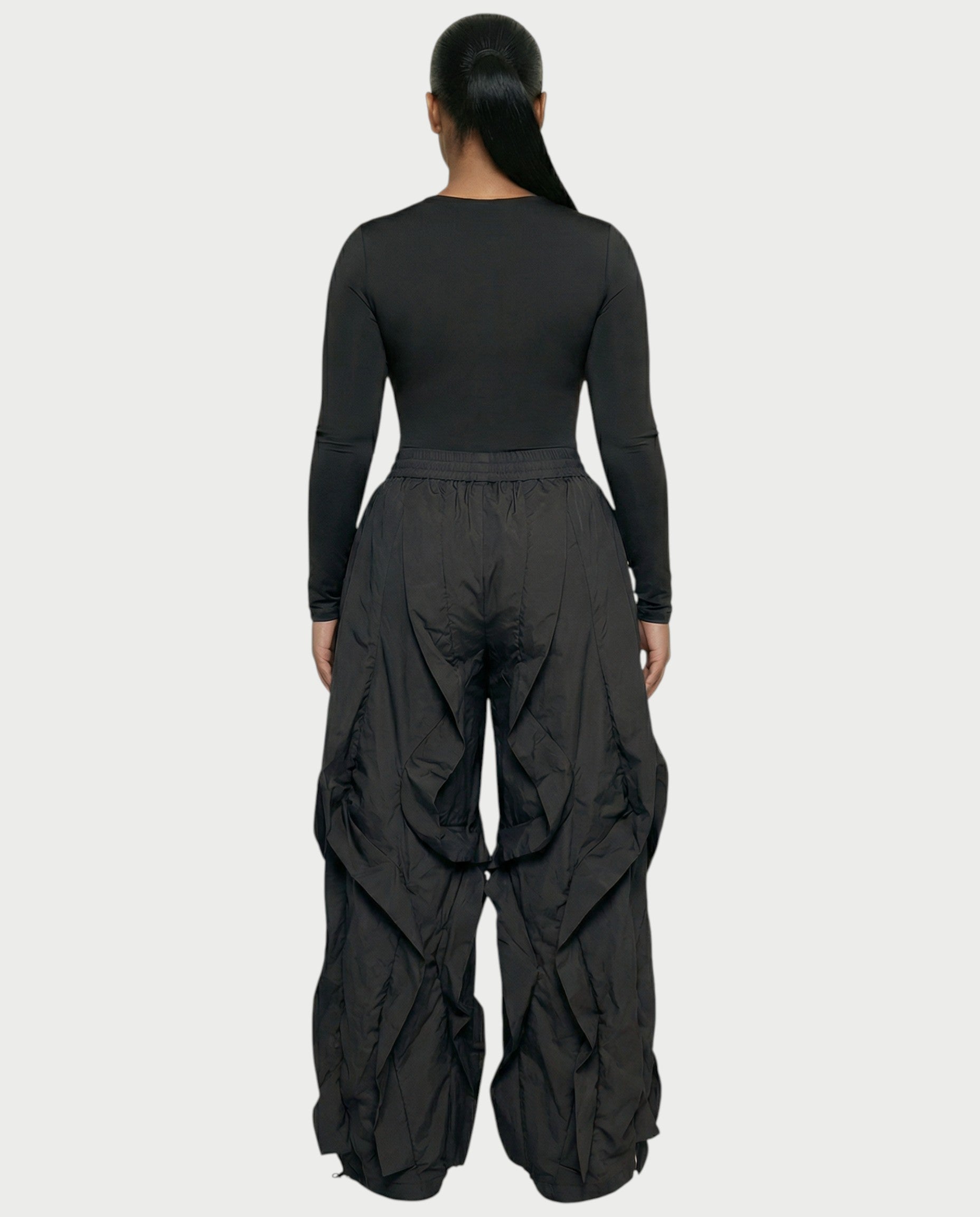 SILVA Sculpting Top & Wide-Leg Cargo Pants Set