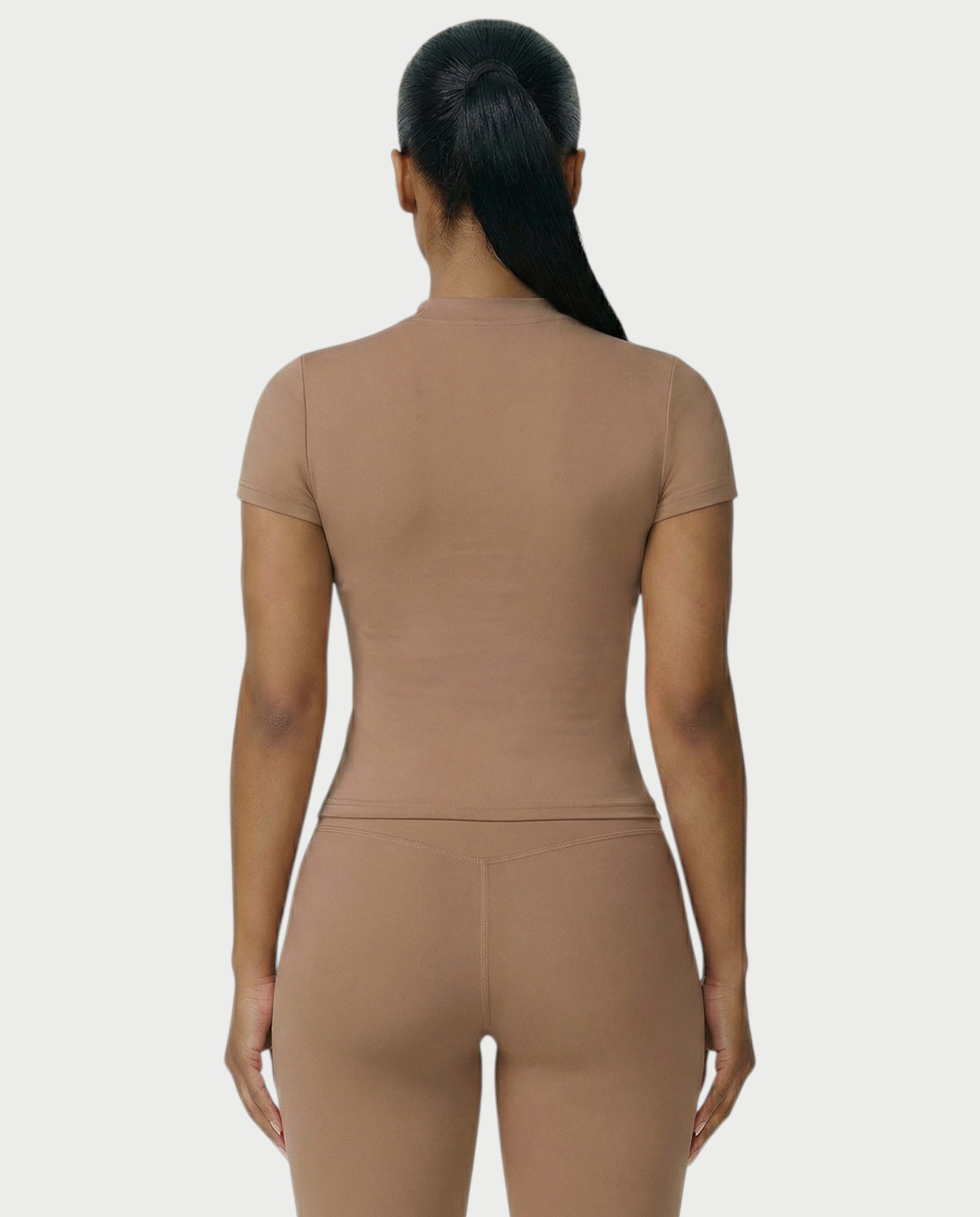 ALVIRA Sporty Short Sleeved Top