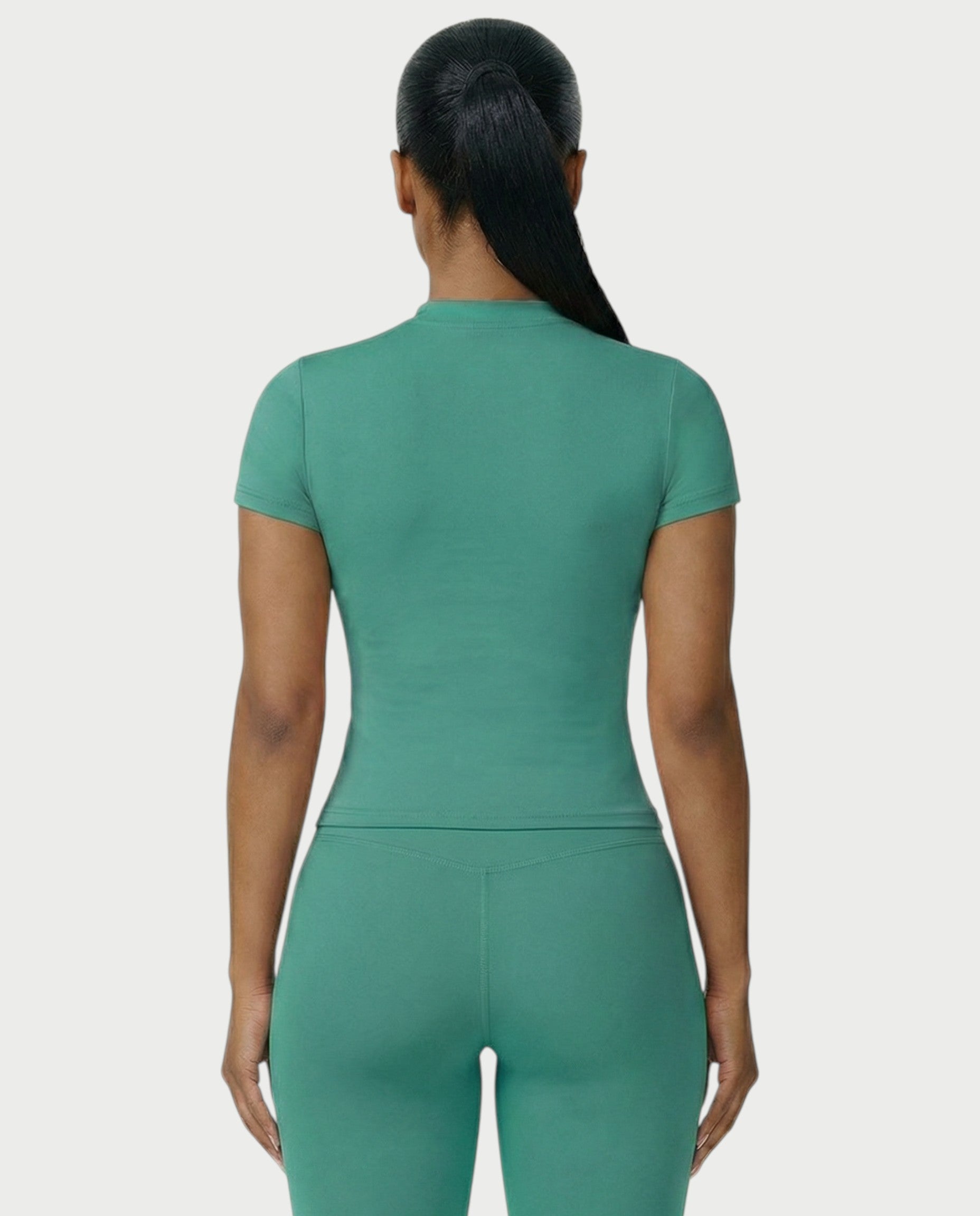 ALVIRA Sporty Short Sleeved Top