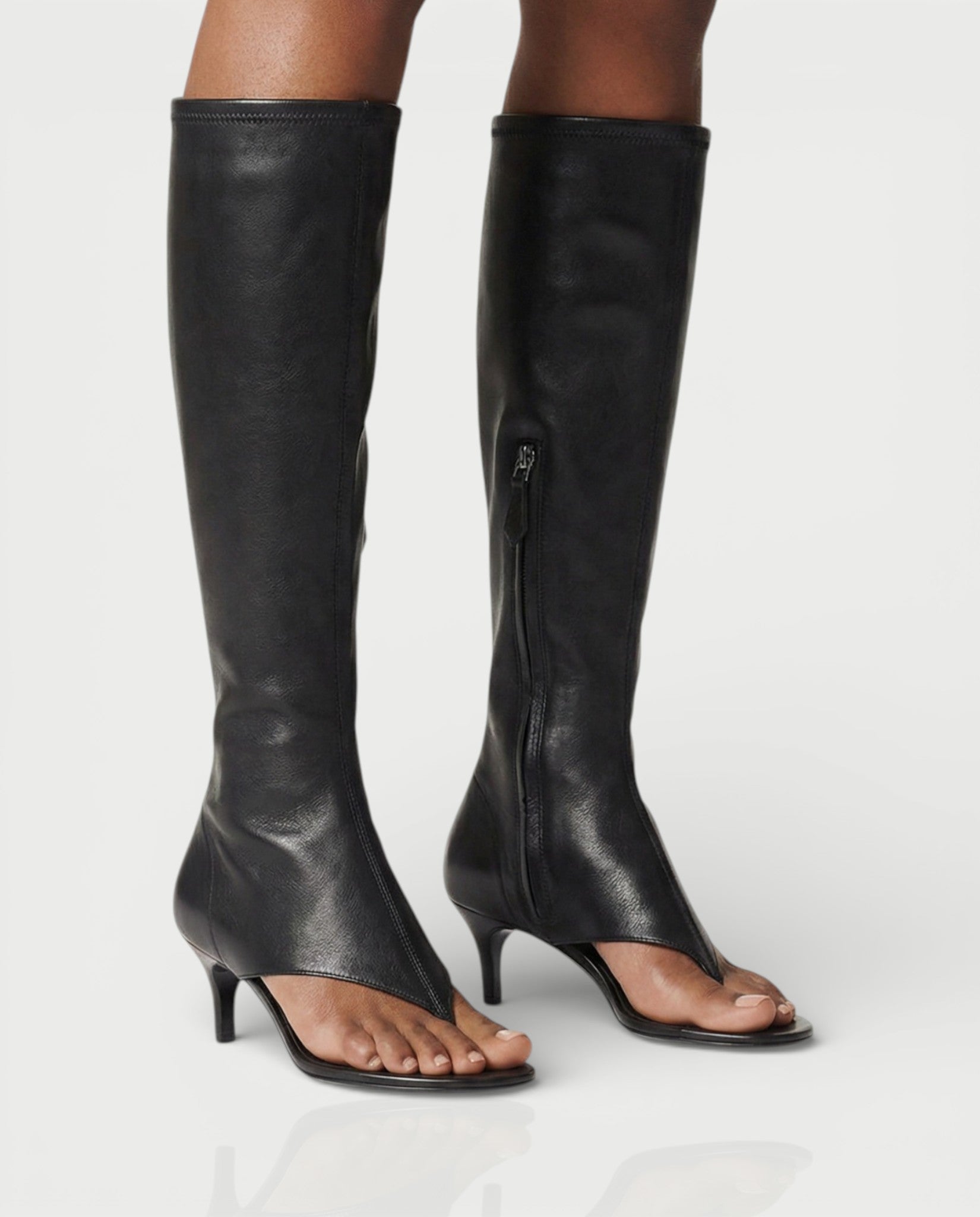 HOLIRA Knee-High Thong Sandal Heels