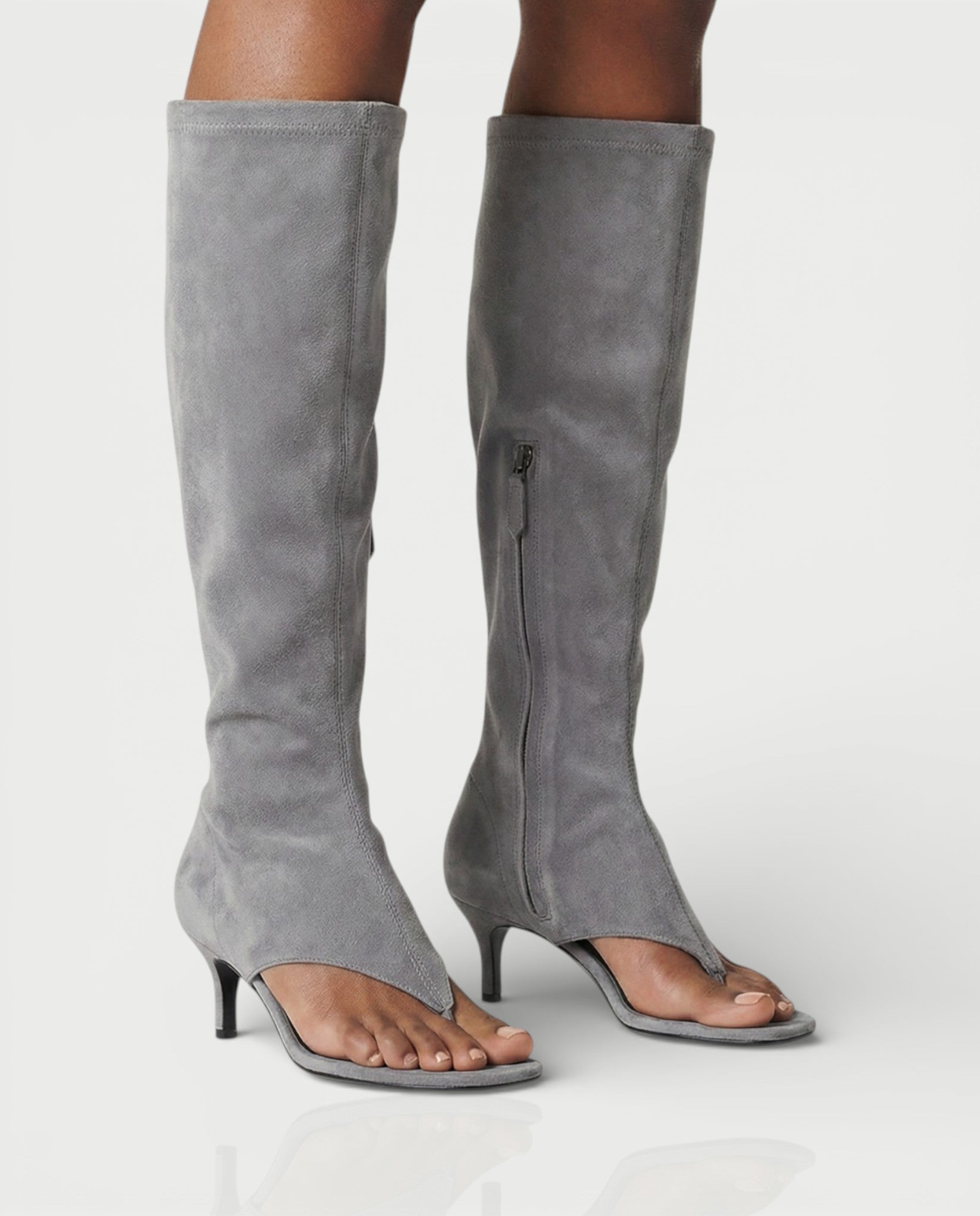 HOLIRA Knee-High Thong Sandal Heels