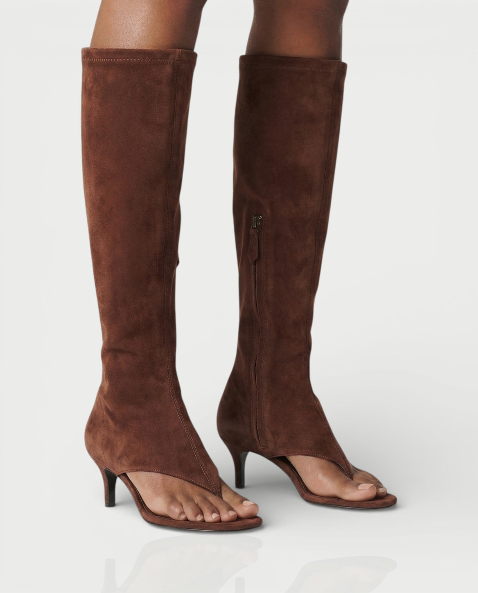 HOLIRA Knee-High Thong Sandal Heels