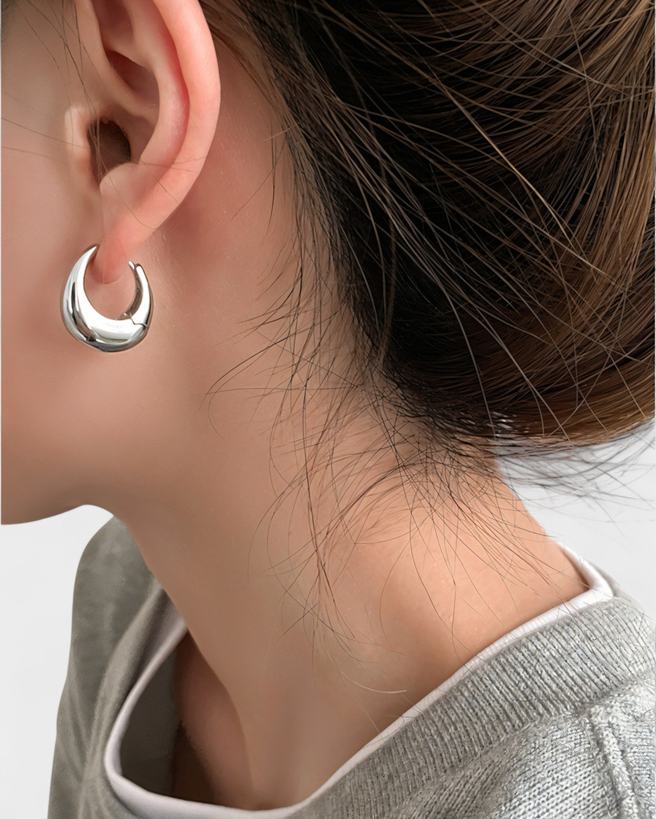 Sculpted Huggie Hoop Earrings
