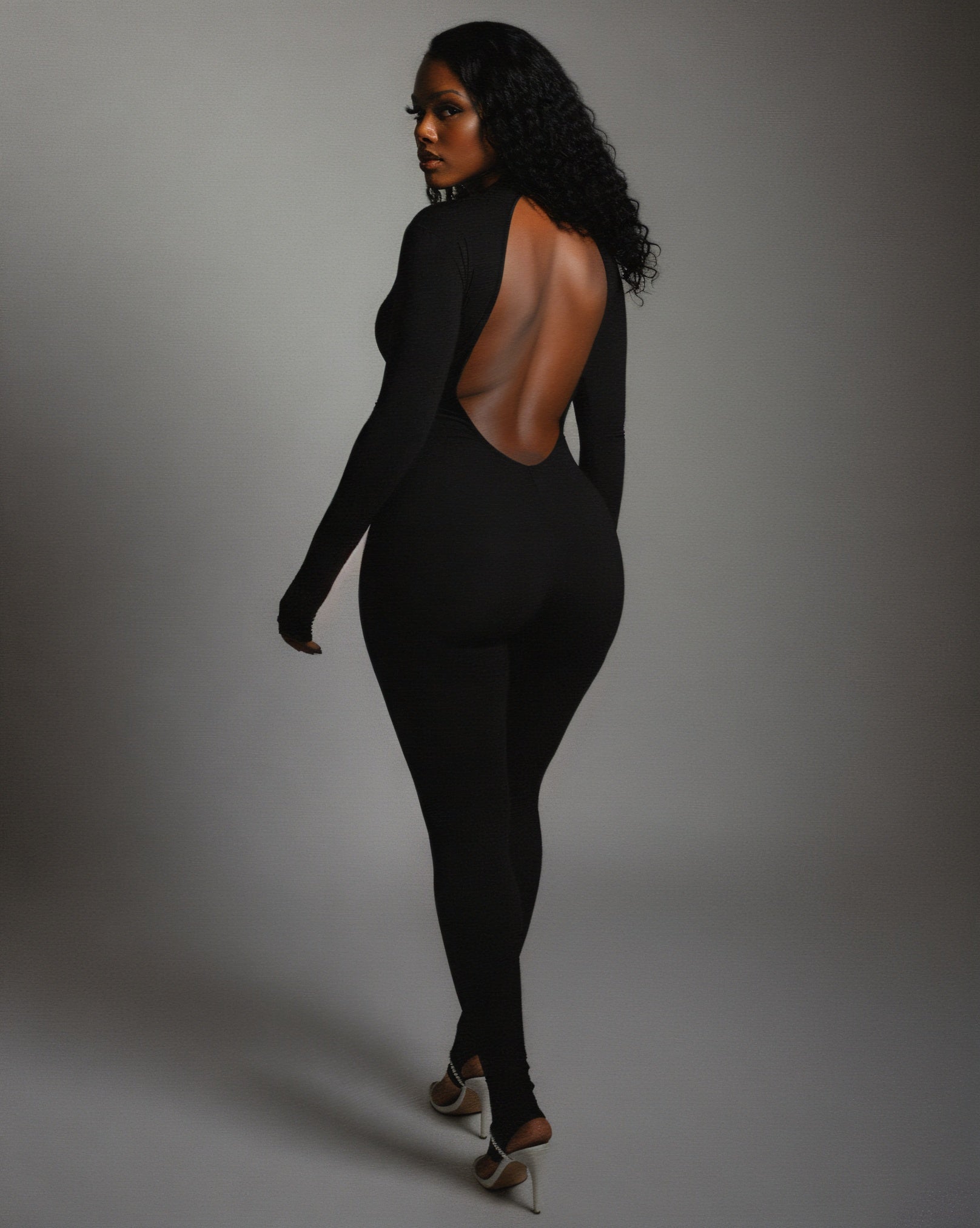 VEYONA Plunge Neck Long Sleeve Jumpsuit