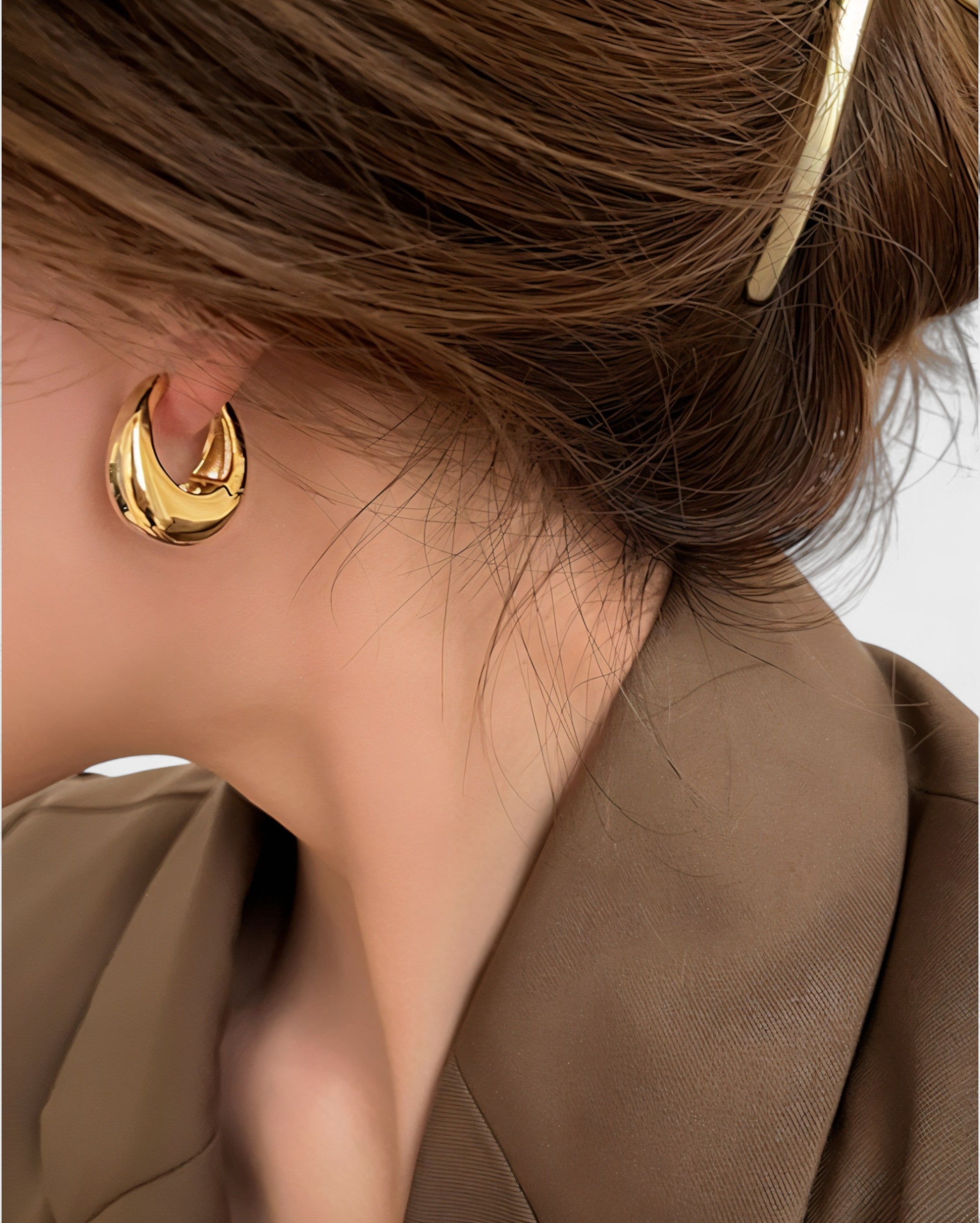 Sculpted Huggie Hoop Earrings