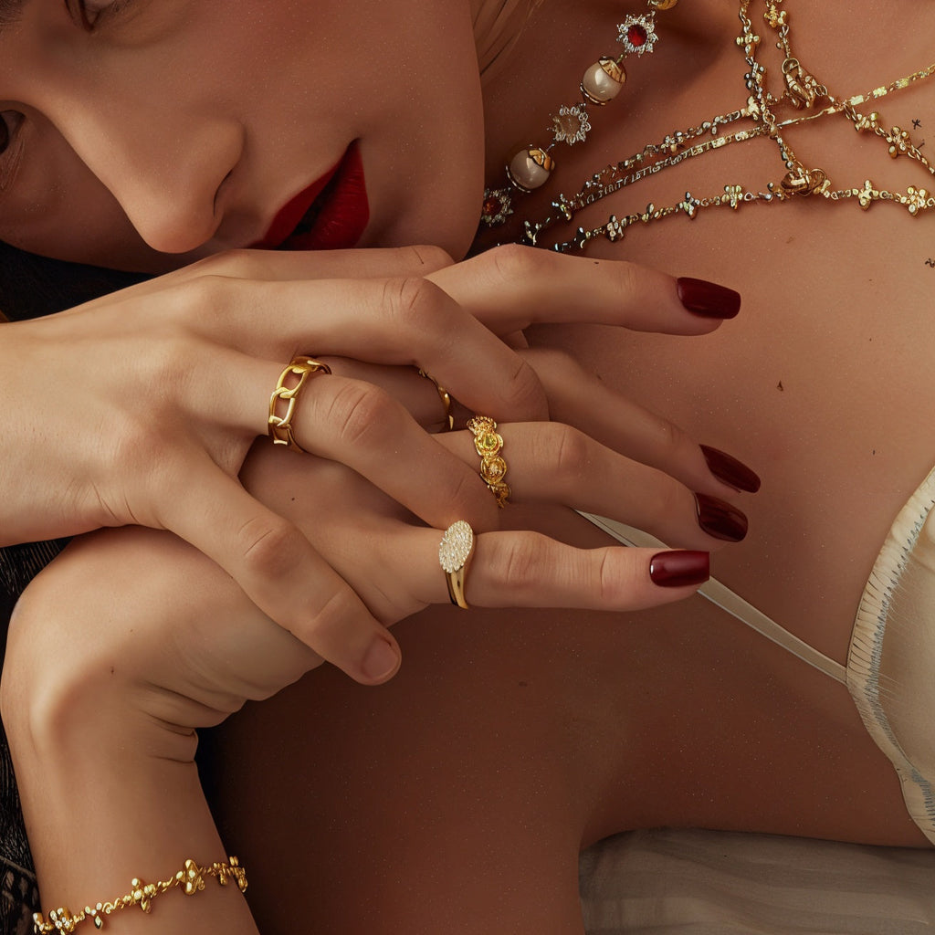 Sculpted Gemstone Gold Ring