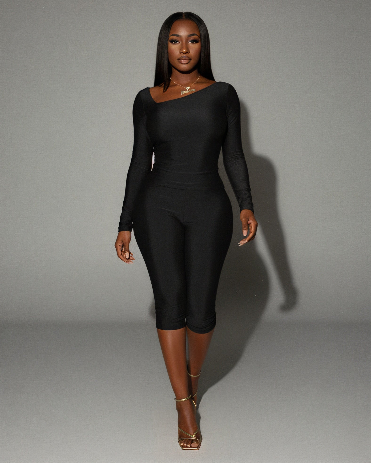 ASANA Asymmetrical Long Sleeve Top & Capri Pants Set