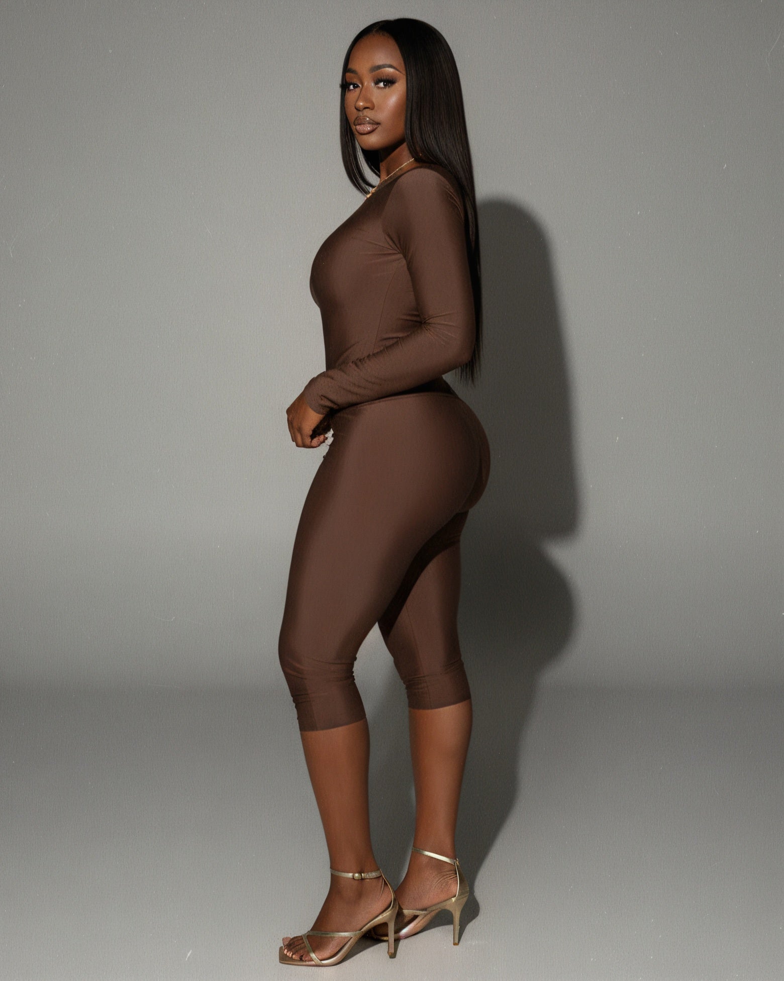 ASANA Asymmetrical Long Sleeve Top & Capri Pants Set