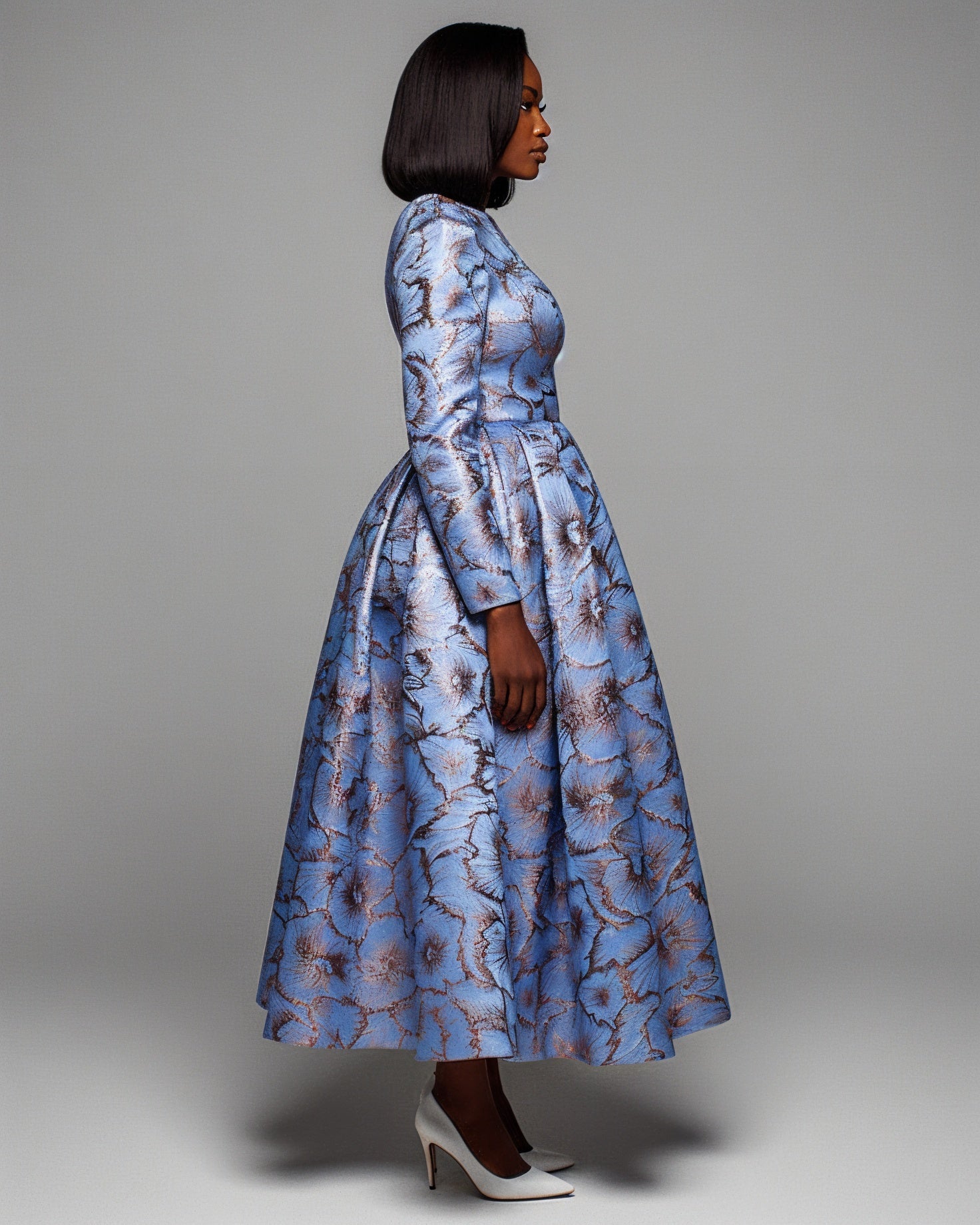MINNA Long Sleeve Pleated Midi Dress